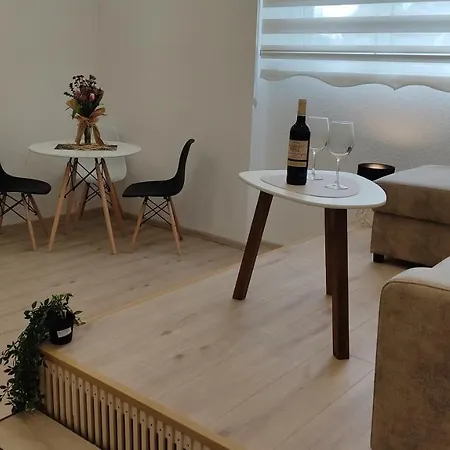 - A Bit Of Joy アパート *