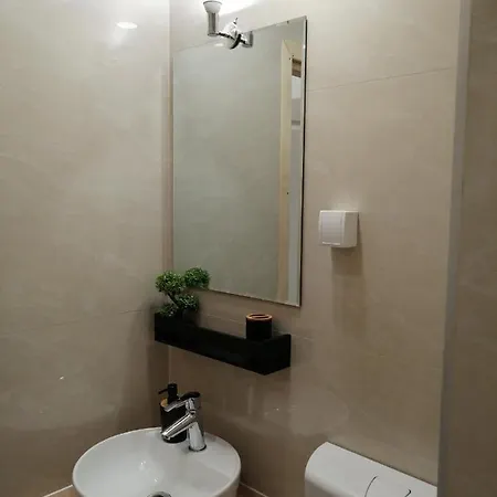 - A Bit Of Joy Apartment *